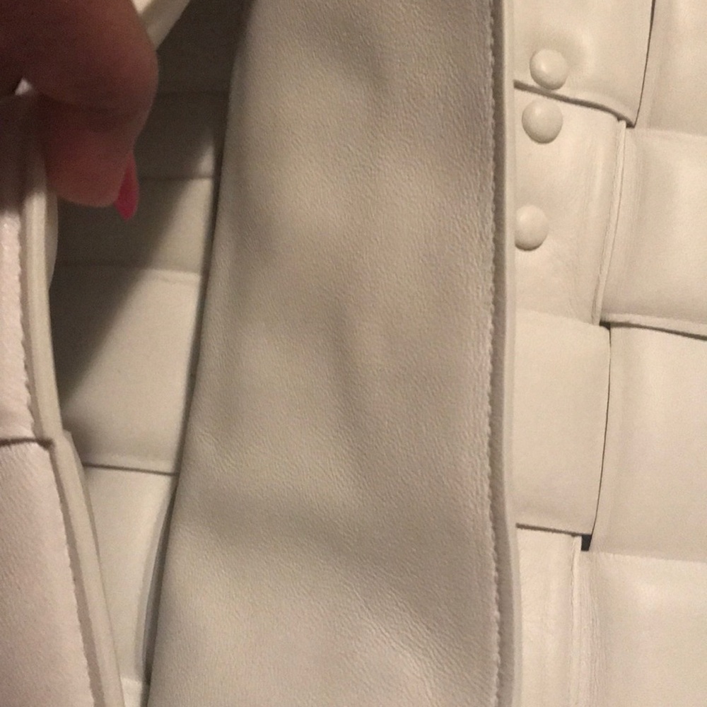 Authentic bottega venetta cassett - Picture 12 of 16